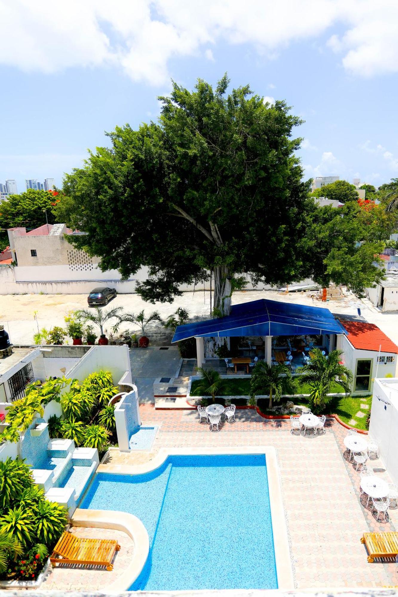 Hotel Maria De Lourdes Канкун Экстерьер фото