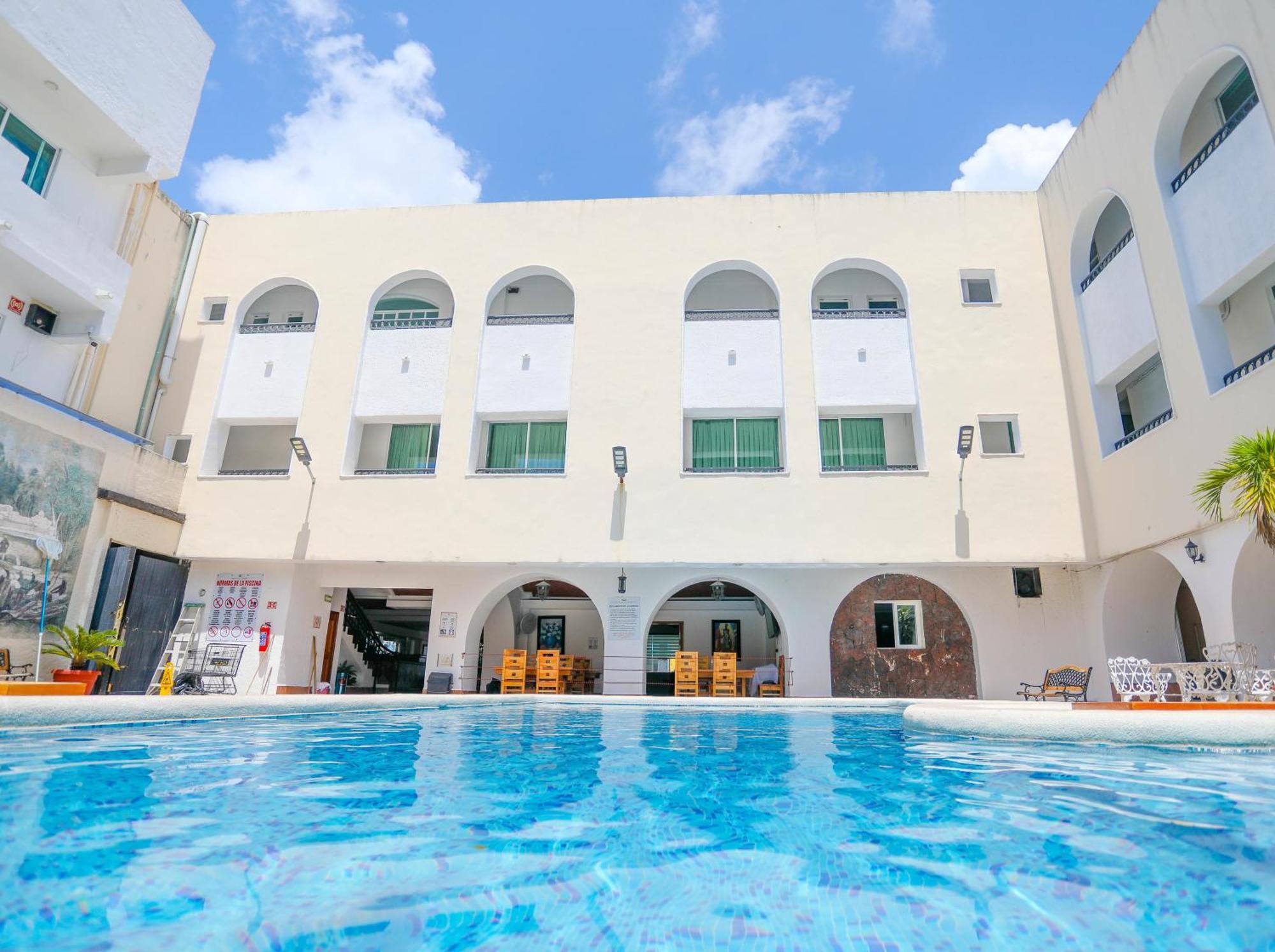 Hotel Maria De Lourdes Канкун Экстерьер фото