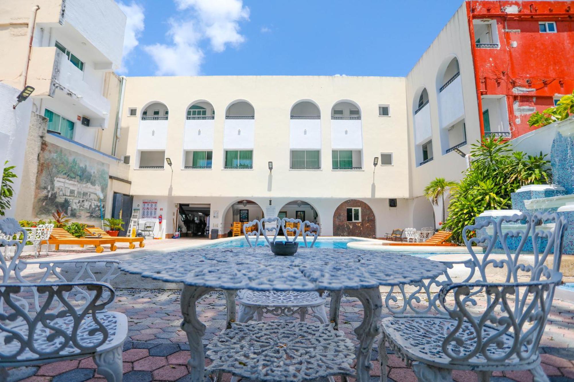Hotel Maria De Lourdes Канкун Экстерьер фото